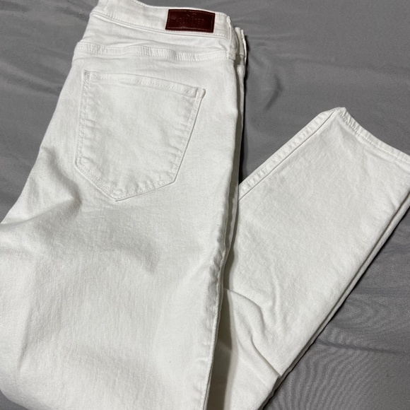 Hollister Denim - HOLLISTER Curvy High-Rise Crop Super Skinny